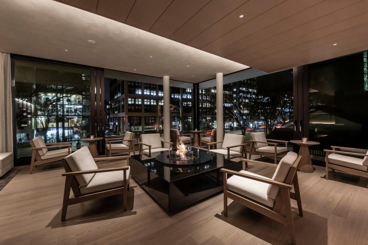 The Royal Park Hotel Iconic Kyōto Esterno foto The Lounge at the Westin Tokyo