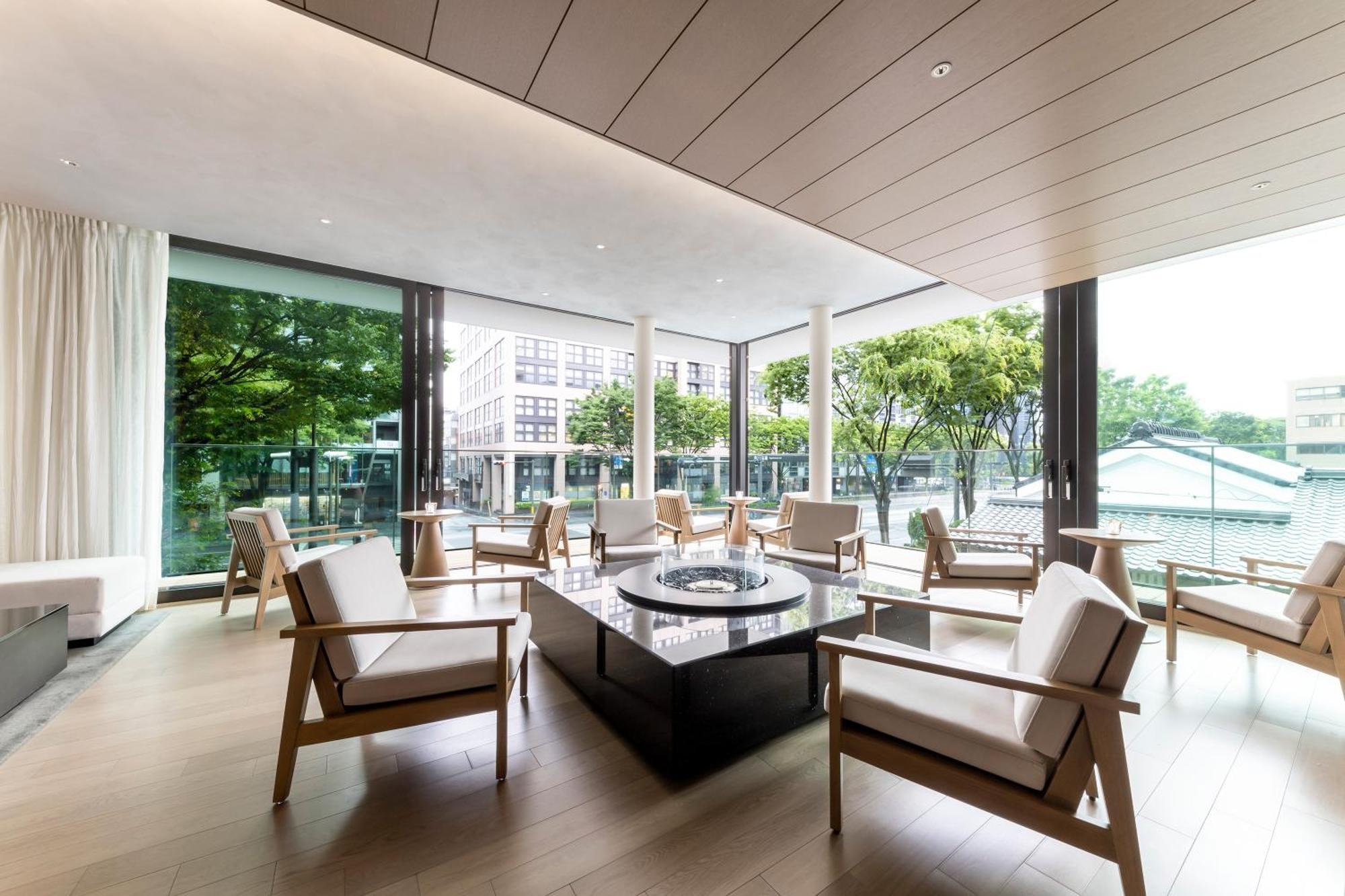 The Royal Park Hotel Iconic Kyōto Esterno foto The Club at The Landmark